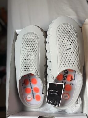 Nike Kids Mind 001 Slip-On Sneakers — Light Grey
